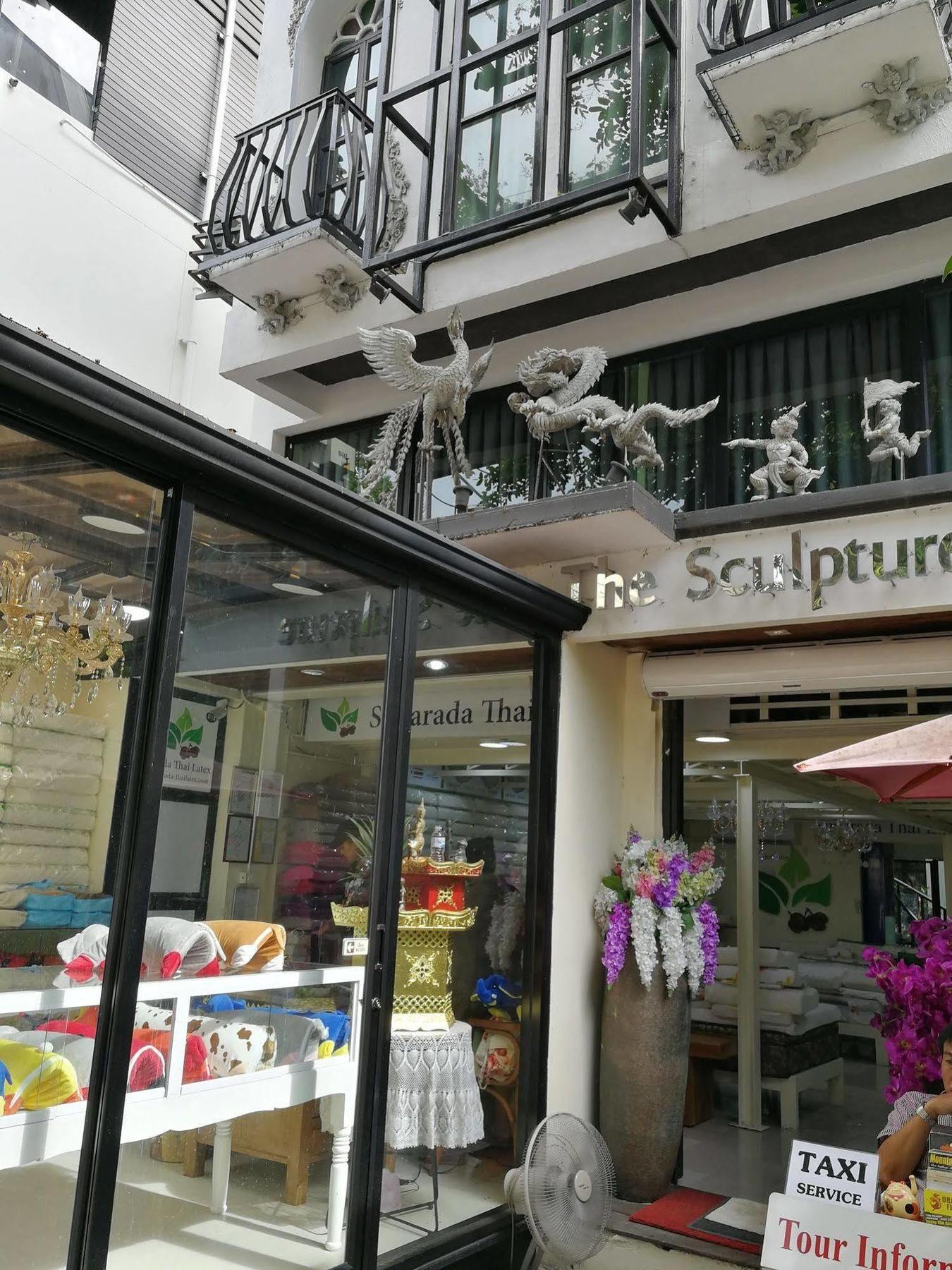 The Sculpture Hotel Chiang Mai Luaran gambar